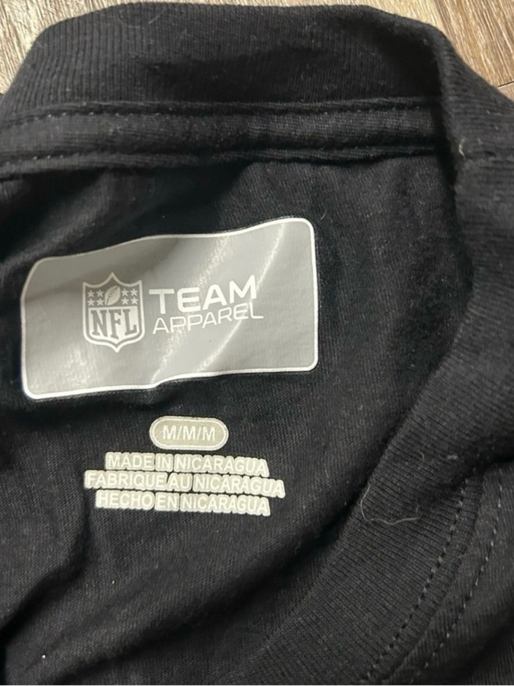 NWT NFL Patriots Black Long Sleeve T Shirt With Logo Size Medium - Picture 3 of 3